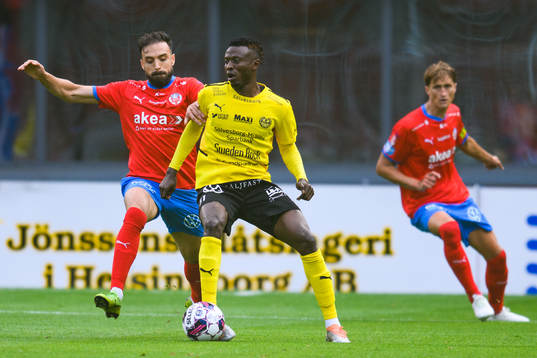 Helsingborgs Abdul Rahman Khalili och Mjällbys Silas
