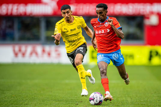 Mjällbys Amir Al-Ammari och Helsingborgs Taha Abdi Ali