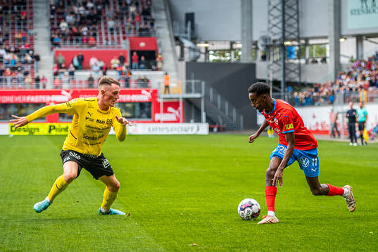 Mjällbys Noah Persson och Helsingborgs Taha Abdi Ali