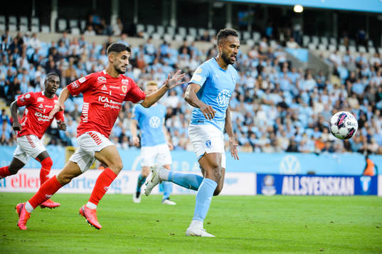 Kalmars Noah Shamoun och Malmö FFs Isaac Kiese Thelin
