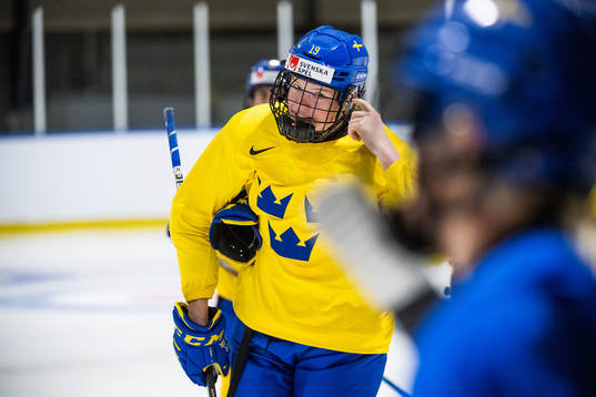 Sara Hjalmarsson of Sweden at a practice session