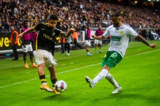 s Nicolas Stefanelli och Hammarbys Mohanad Jeahze