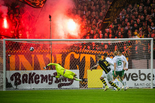 AIKs John Guidetti gör 1-0