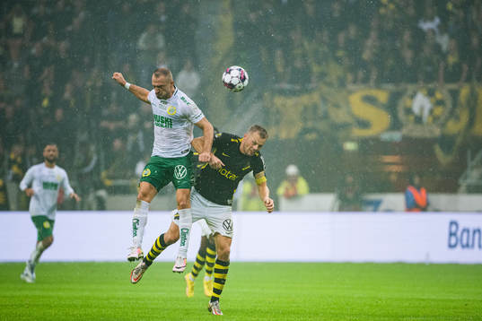 s Sebastian Larsson
