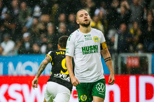 Hammarbys Darijan Bojanic reagerar