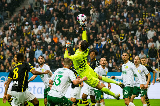 Hammarbys målvakt Davor Blazevic