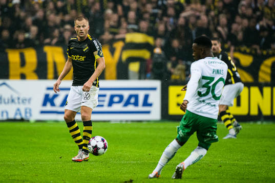 s Sebastian Larsson