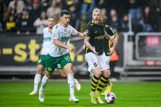 Hammarbys Alper Demirol och AIKs John Guidetti