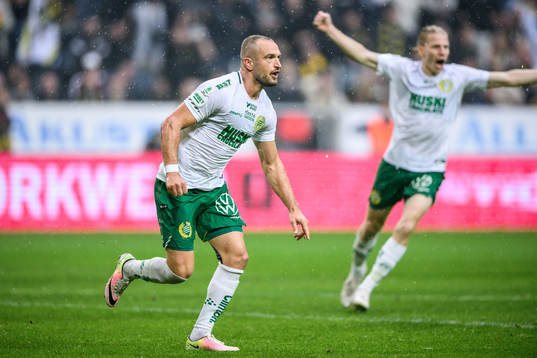Hammarbys Veton Berisha jublar