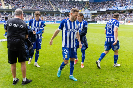 IFK Göteborgs Emil Salomonsson innan fotbollsmatchen i