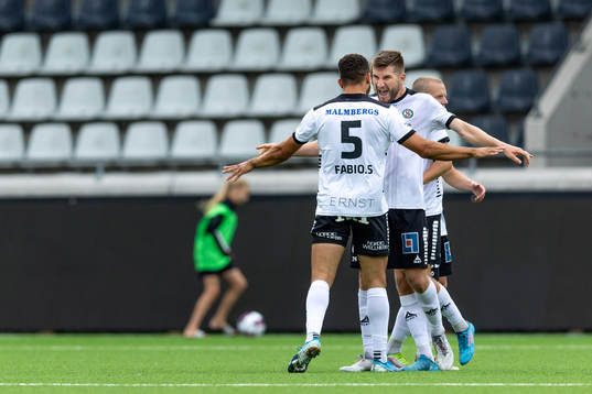 Örebros Axel Oskar Andrésson och Fabio de Sousa Silva