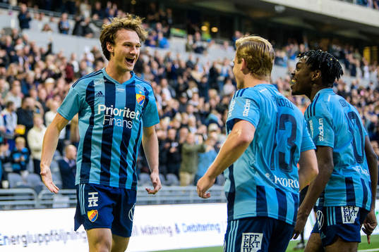 Djurgårdens Hjalmar Ekdal jublar