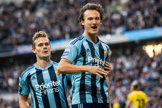 Djurgårdens Hjalmar Ekdal jublar