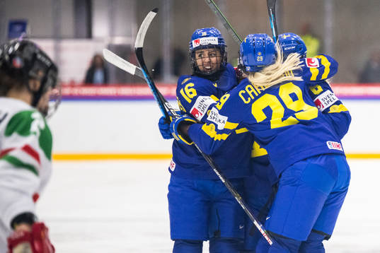 Linnea Johansson of Sweden celebrates