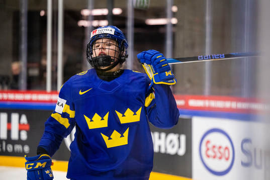 Mira Jungåker of Sweden looks dejected