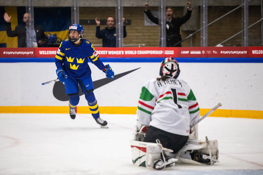 Hanna Olsson of Sweden celebrates