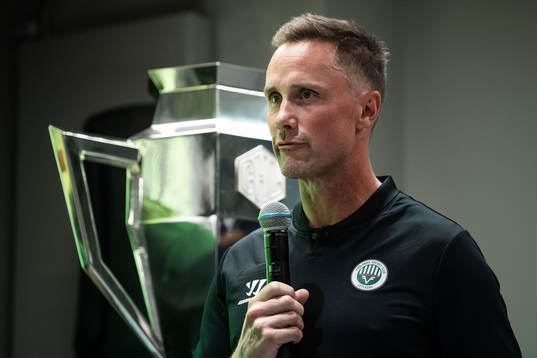 Roger Rönnberg, head coach, of Frölunda