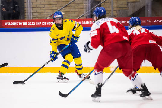 Mira Jungåker of Sweden