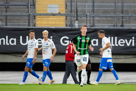 Värnamos Marcus Antonsson jublar