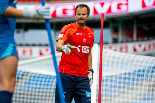 Jon Knudsen, goalkeeper coach of the Norwegian women's