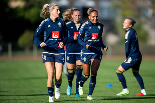 Linda Sembrant and Madelen Janogy