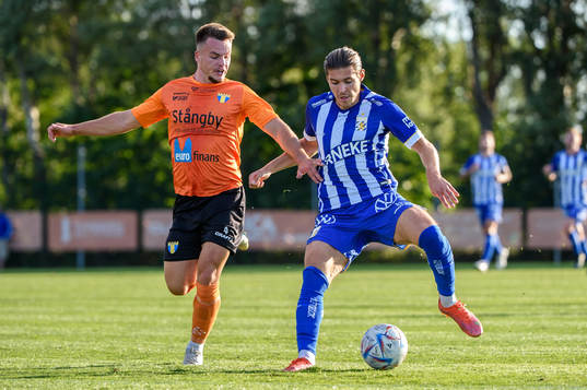 Torns IFs Kevin Robert och IFK Göteborgs Eman Markovic