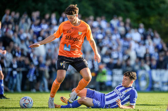 Torns IFs Joakim Engström och IFK Göteborgs Hussein