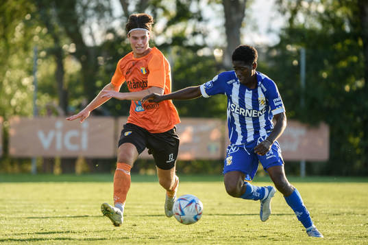 Torns IFs Joakim Engström och IFK Göteborgs Abundance