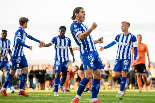 Bläddra bland fler bilder av Fotboll, Svenska Cupen, Torns IF - IFK Göteborg