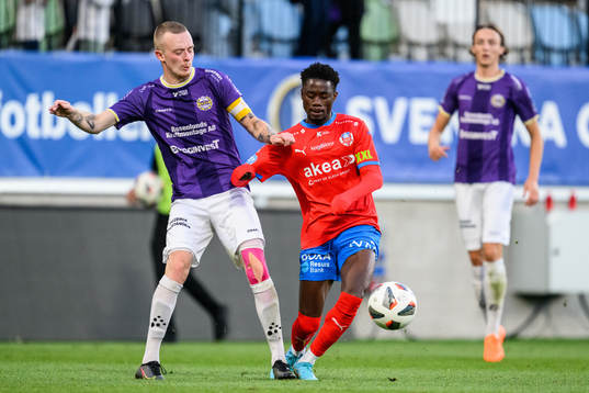 IK Tords Sebastian Lindell och Helsingborgs Joseph Amoako