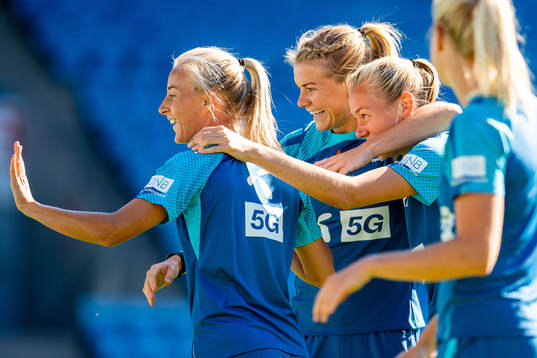 Anja Sønstevold, Ada Hegerberg and Frida Maanum of the