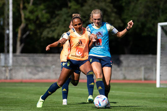 Madelen Janogy and Magdalena Eriksson