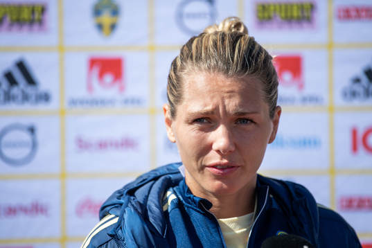 Goalkeeper Jennifer Falk