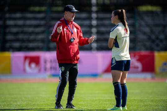 Peter Gerhardsson, head coach and Hanna Wijk