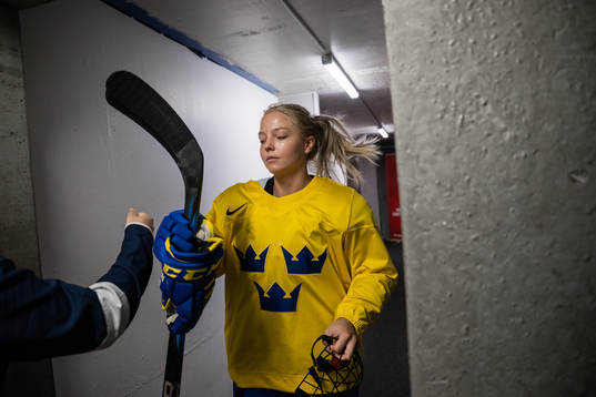 Mina Waxin of Sweden