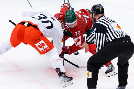 Face off between Jakub Lev of Mountfield and Patrik