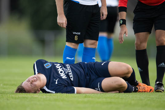 Staffanstorps Anton Håkansson Lundin har ont