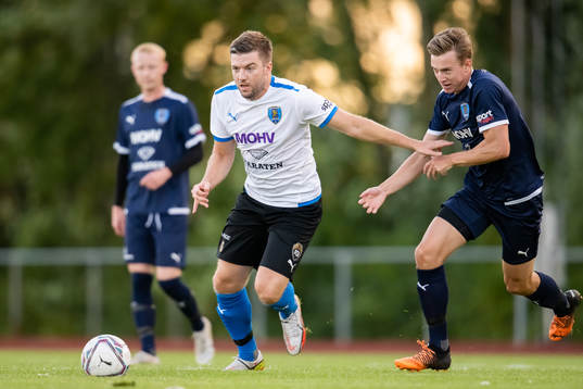 Staffanstorps Viktor Welander jagar Bellevue's Damir