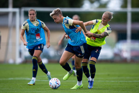 Lina Hurtig and Filippa Curmark