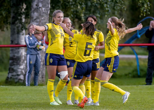 Sveriges Lisa Björk jublar
