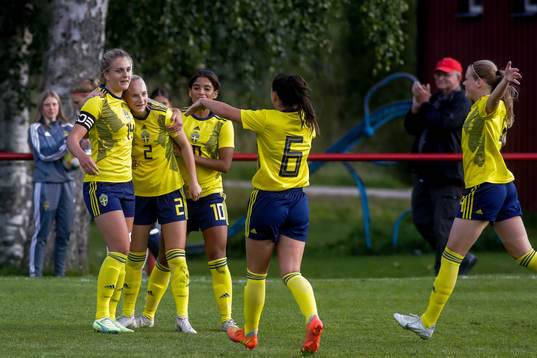 Sveriges Lisa Björk jublar