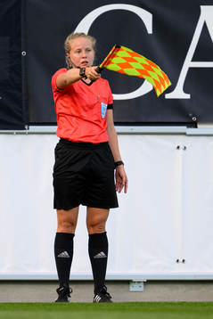 Assistant referee Josefine Bastås