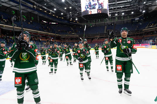 Players of Färjestad celebrate