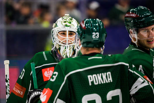Färjestads goalkeeper Matthew Tomkins celebrates with