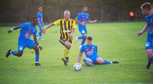 Bläddra bland fler bilder av Fotboll, div. 2, Nosaby IF - IFK Hässleholm