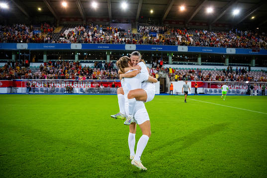 Marthine Østenstad and Tuva Hansen of Norway  celebrate