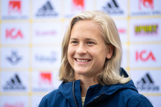 Filippa Curmark is interviewed by the media