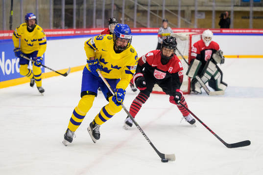 Olivia Carlsson of Sweden