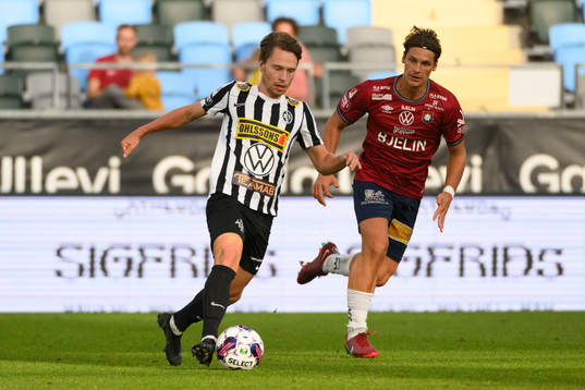 Landskronas Filip Ottosson och Örgrytes Kevin Ackermann