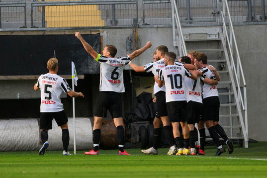 Landskronas spelare jublar